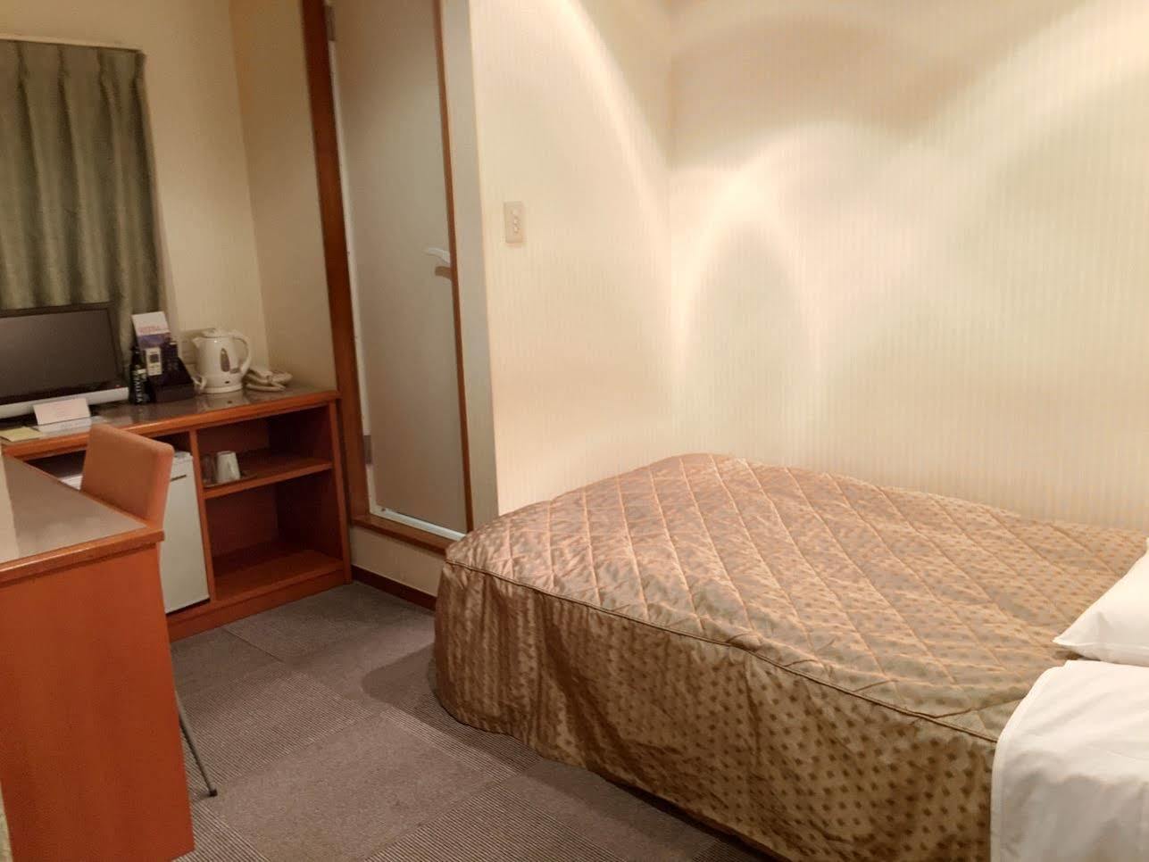 Outlet Hotel Uenoekimae Tokyo Exterior photo